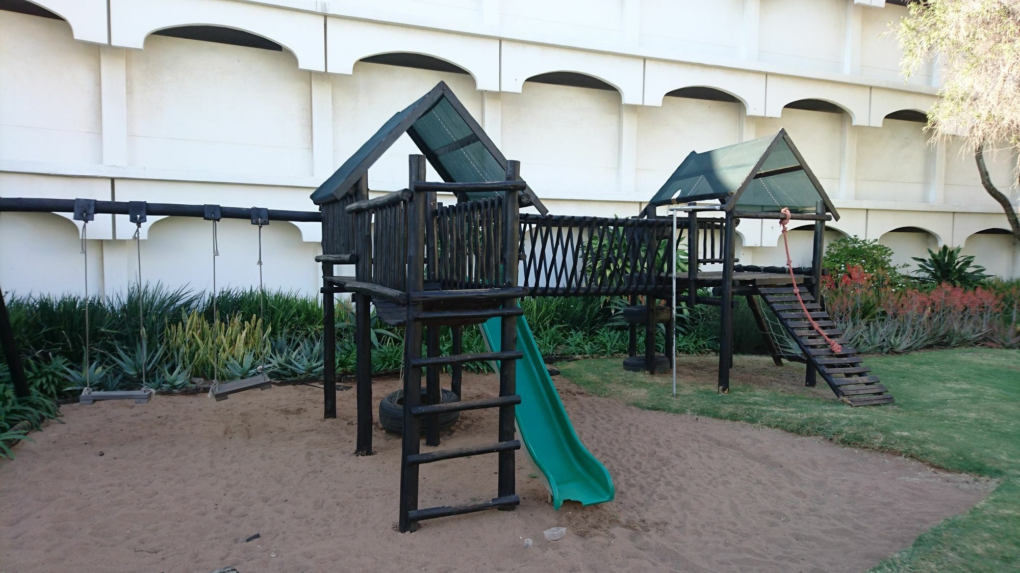 Br4 R19 Durban Exterior photo